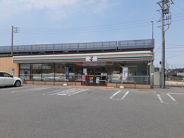 セブンイレブンまで173m
