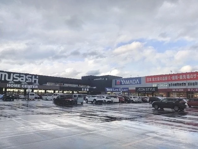 アークスクエア御経塚まで1800m