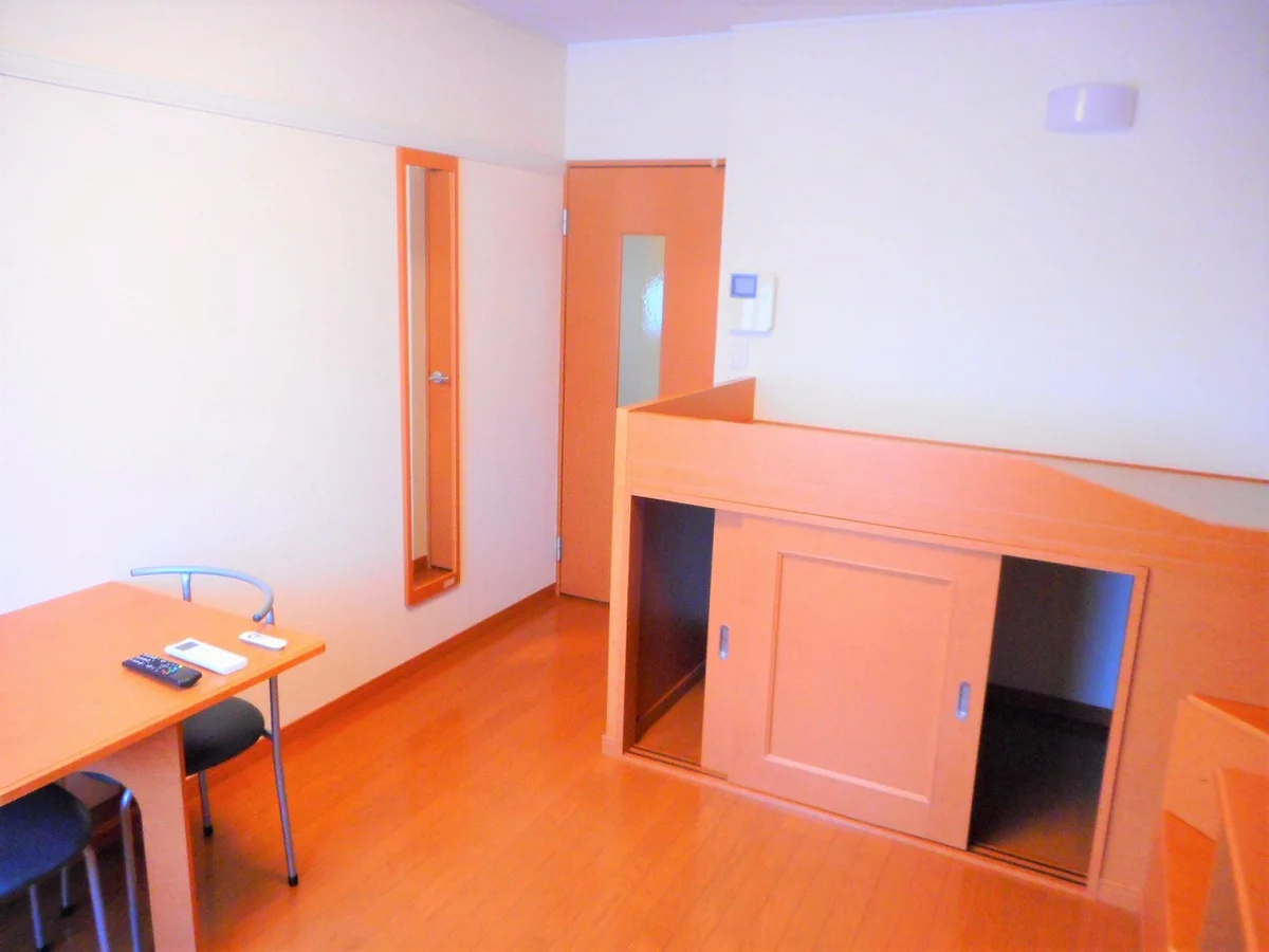 ハイベッドタイプのお部屋です