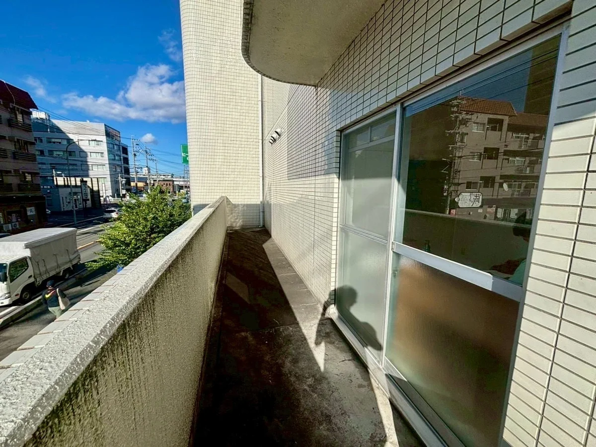 ※撮影用の観察植物・食器調理器具・雑貨類等はございません。※写真は現況優先