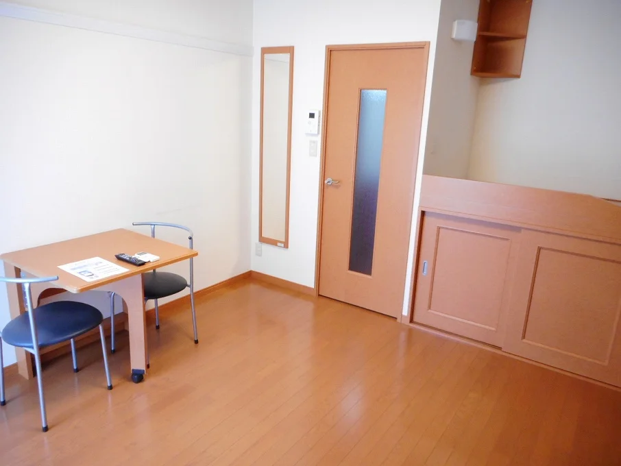 ハイベッドタイプのお部屋です