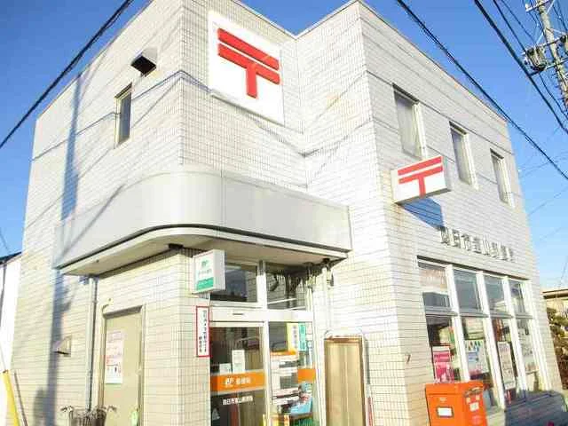 室山郵便局まで400m