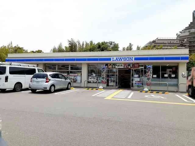 ローソン伊川谷有瀬店まで300m