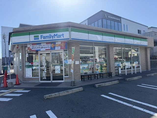 ファミリーマート新田西町店様まで750m