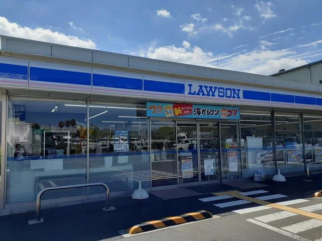 ローソン様まで705m