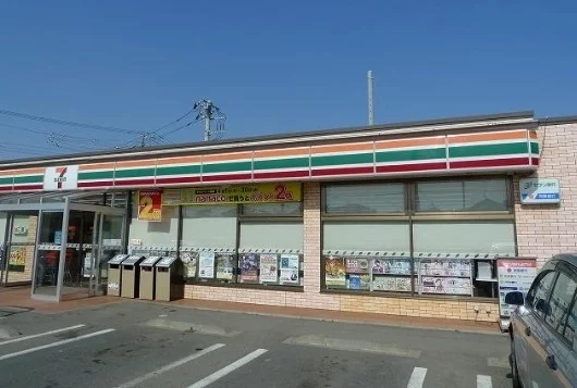 セブンイレブンまで400m