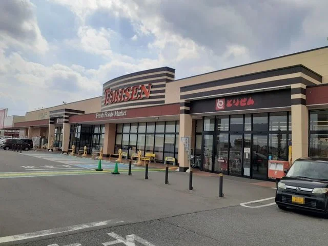 とりせんローズタウン店まで1600m