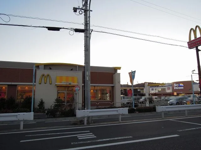 マクドナルド清水ベイドリーム店まで700m