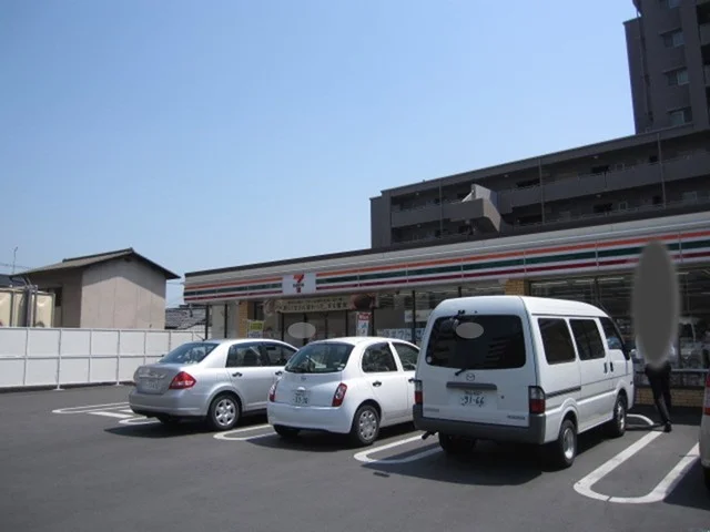 セブンイレブン倉敷老松３丁目店まで260m