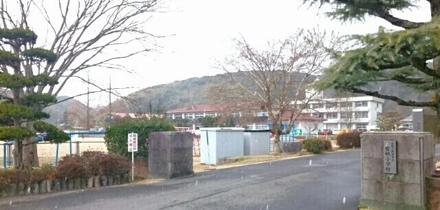 有帆小学校まで1400m