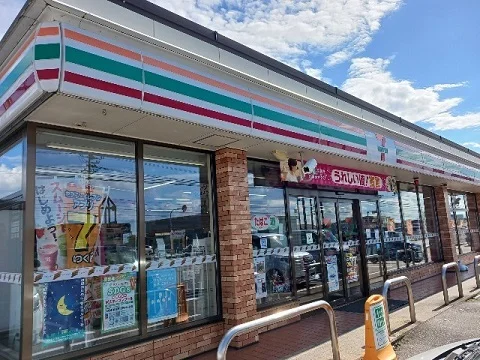 セブンイレブン滑川柳原店まで1700m