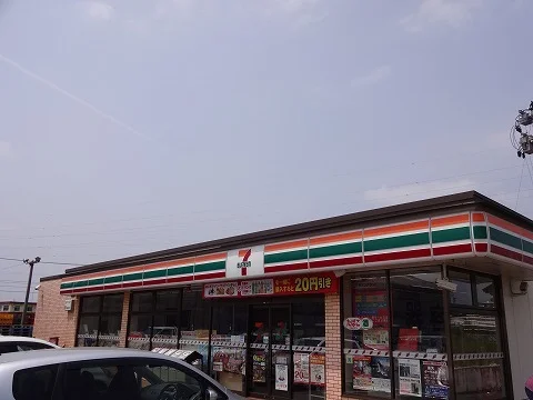セブンイレブン郡山日出山南台店まで500m