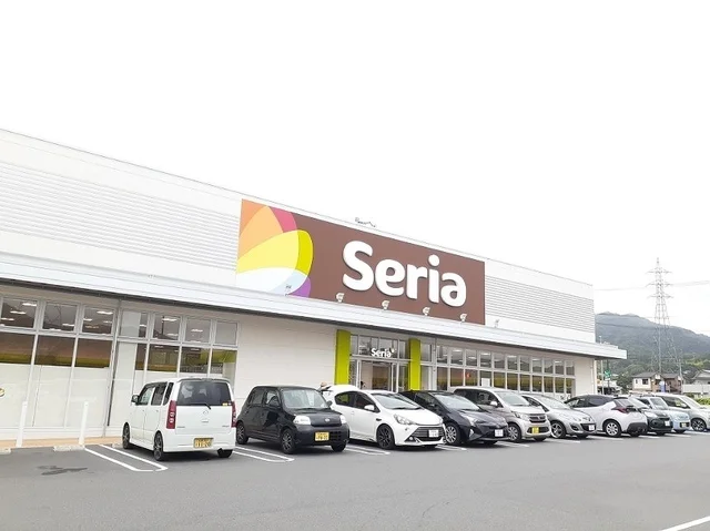 100円ショップ　セリアまで900m