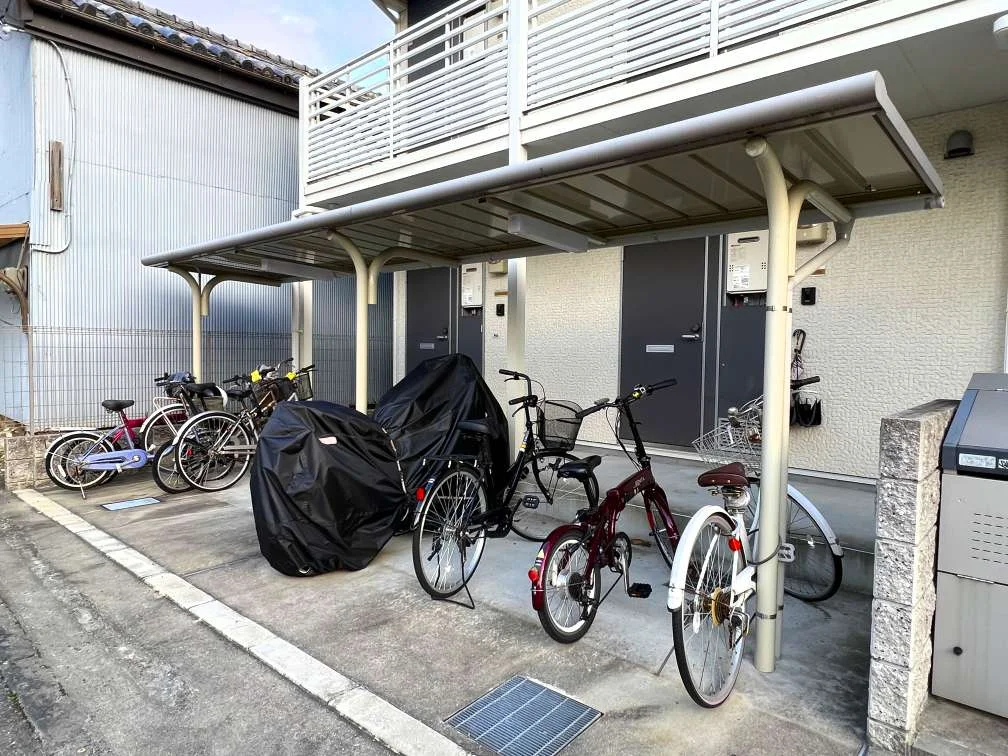 屋根付き駐輪場