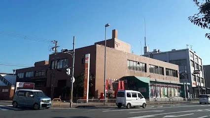 王寺郵便局まで1000m