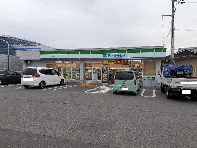 ファミリーマート川之江妻鳥店様まで850m