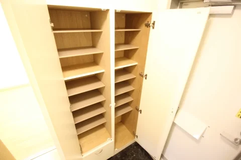 シューズボックス