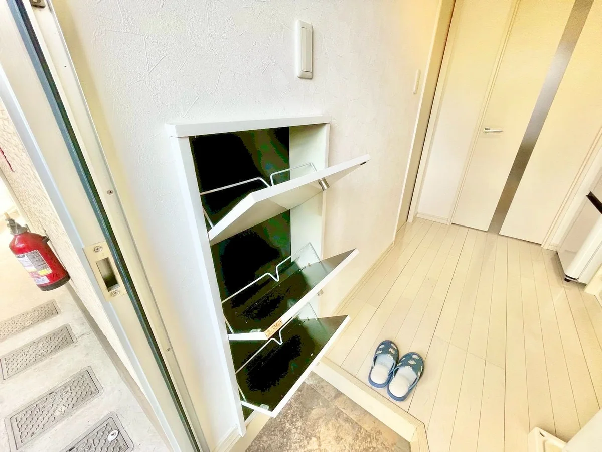 ※撮影用の観察植物・食器調理器具・雑貨類等はございません。※写真は現況優先