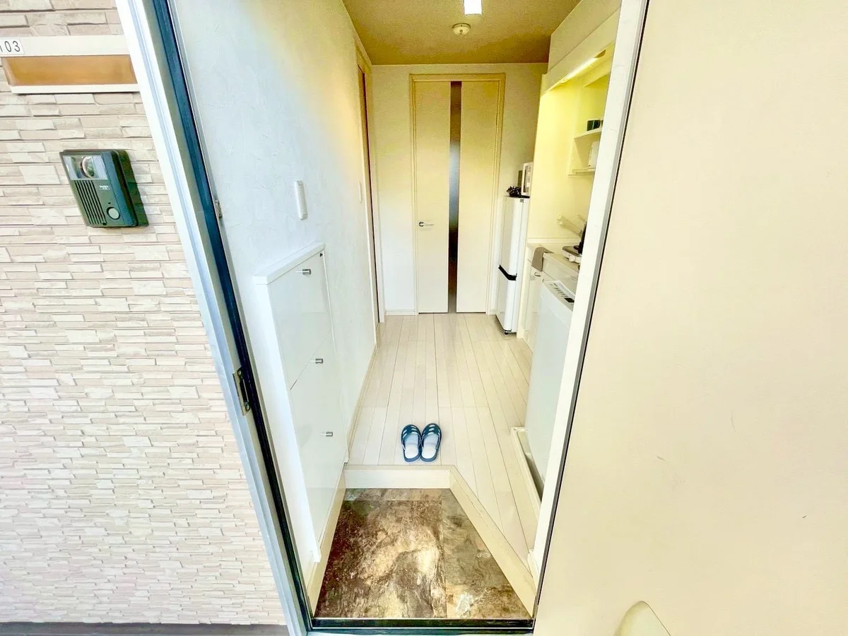 ※撮影用の観察植物・食器調理器具・雑貨類等はございません。※写真は現況優先