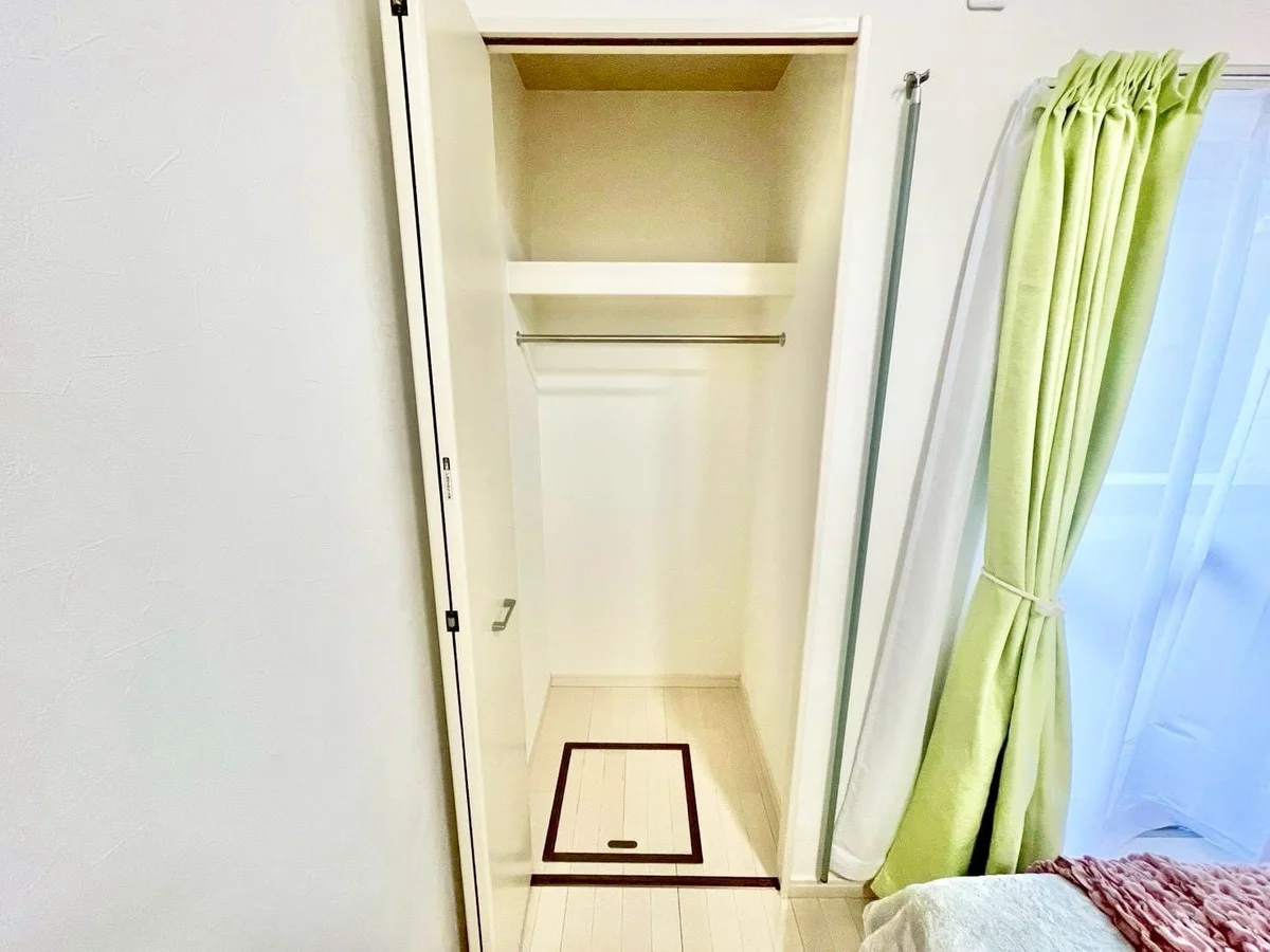 ※撮影用の観察植物・食器調理器具・雑貨類等はございません。※写真は現況優先