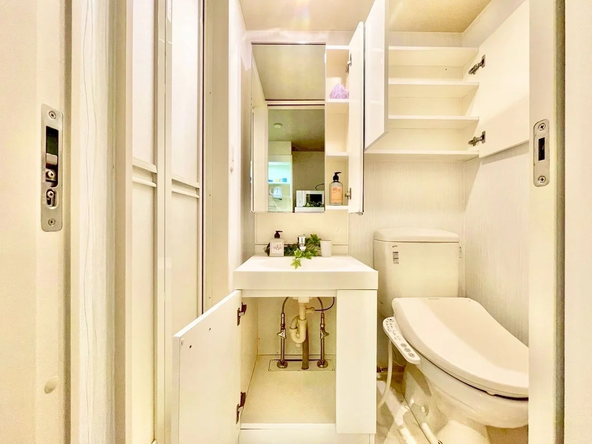 ※撮影用の観察植物・食器調理器具・雑貨類等はございません。※写真は現況優先