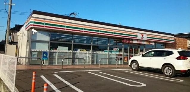 セブンイレブン八戸北高校前店まで1580m