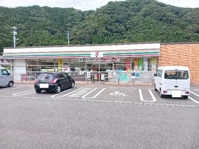セブンイレブン釜石甲子町店まで1000m