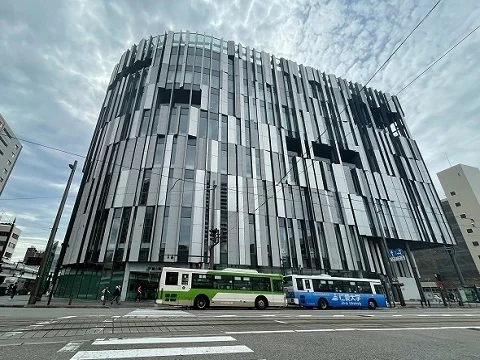 ＴＯＹＡＭＡキラリまで800m