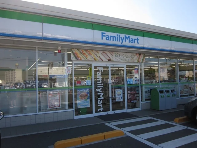 ファミリーマート玖珂インター店まで260m