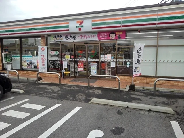 セブンイレブン鳥栖田代代官町店まで800m