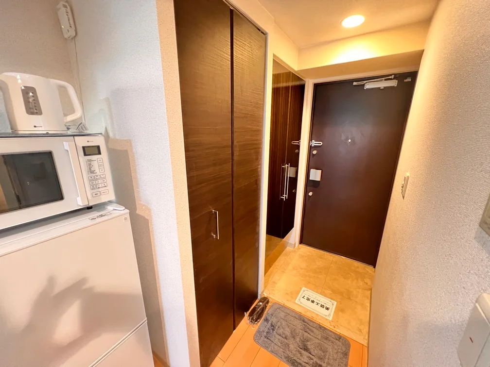 玄関もこれまたいい感じに仕上がっています