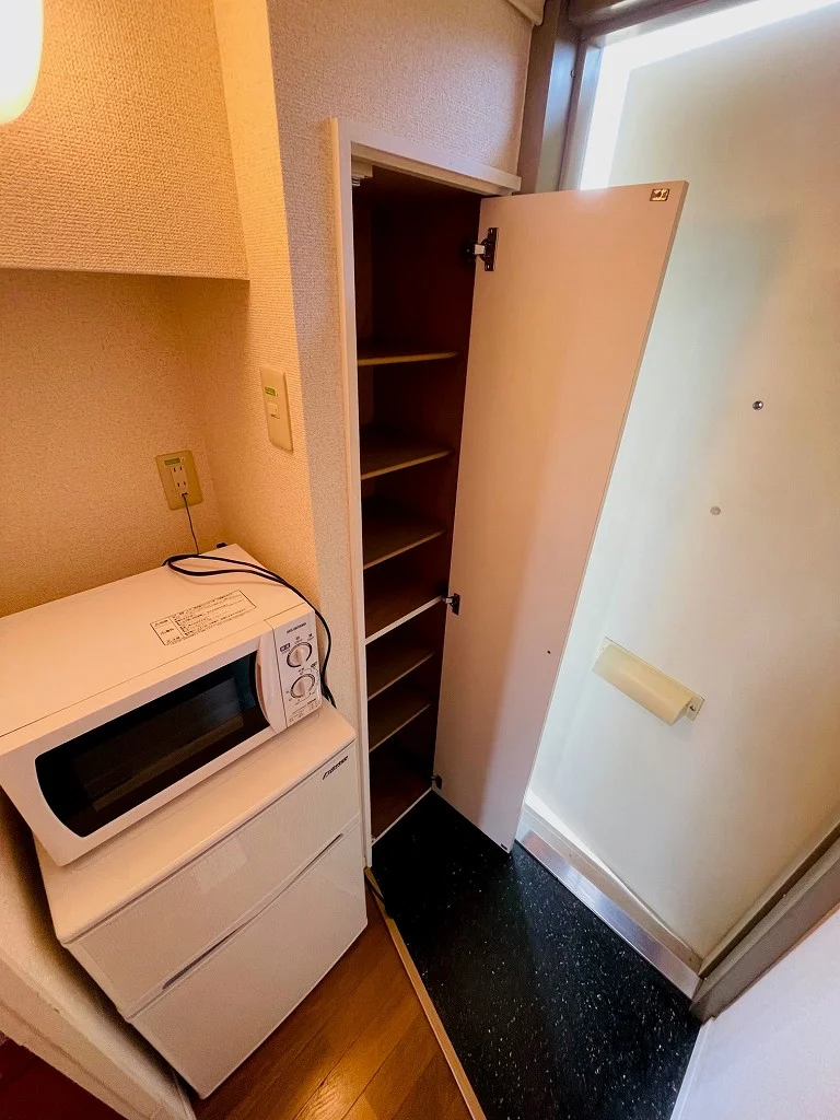 シューズボックス