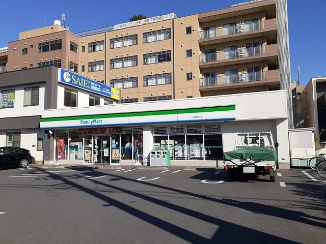 ファミリーマート　日進駅北口店まで450m