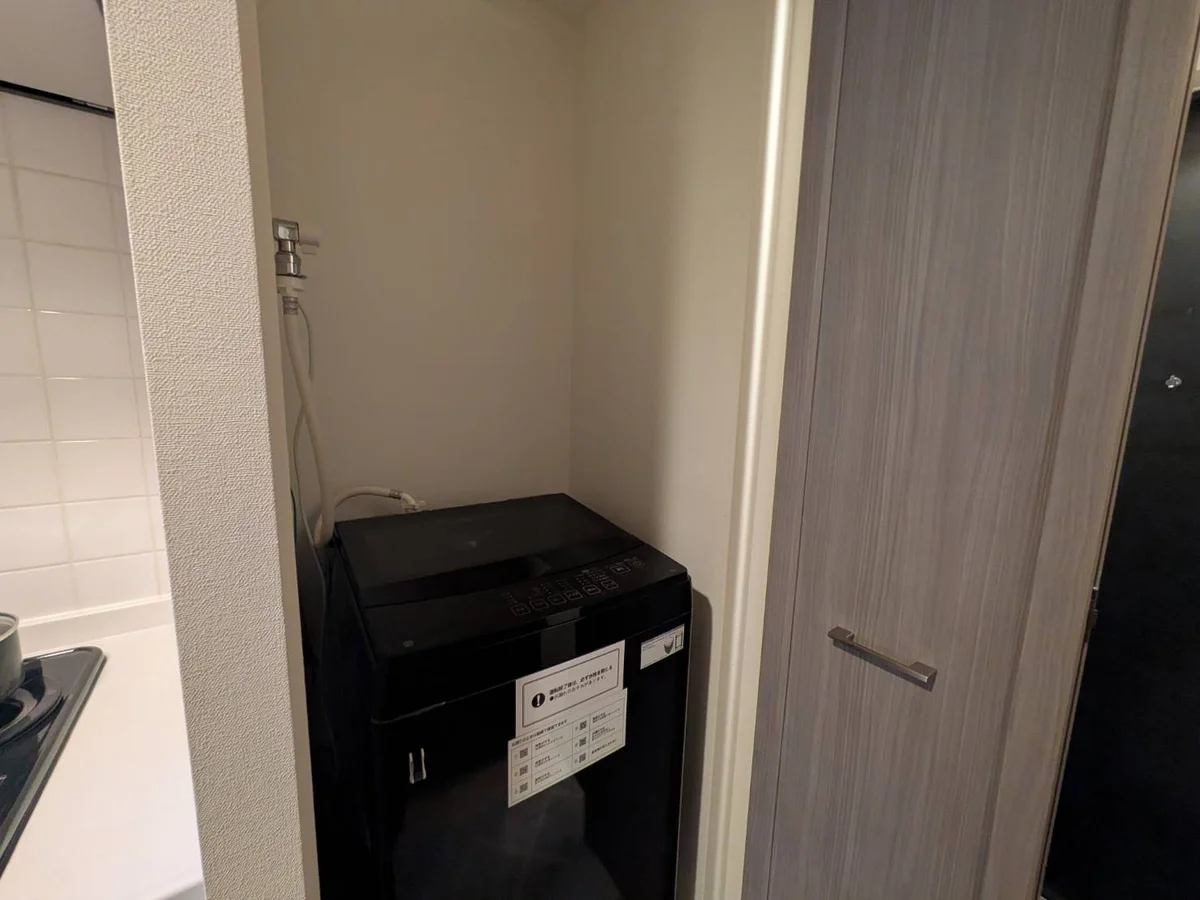 洗濯機も搭載済みです。