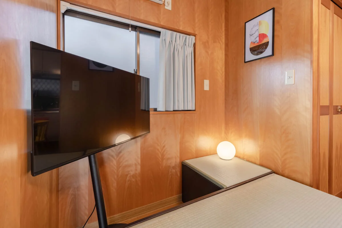 テレビスタンドでスペース確保♪