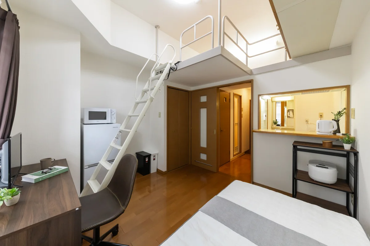 ※室内写真には撮影用小物が含まれております。家具家電のデザインはお部屋ごとに異なる場合がございますのでご了承ください。