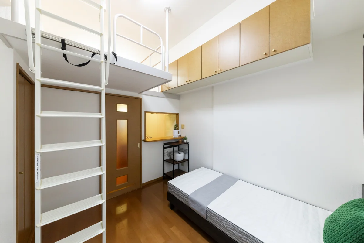 ※室内写真には撮影用小物が含まれております。家具家電のデザインはお部屋ごとに異なる場合がございますのでご了承ください。