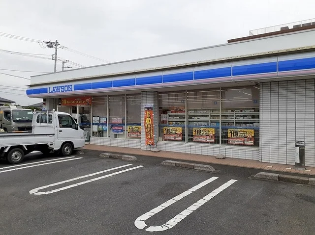 ローソン北茨城磯原町店まで500m