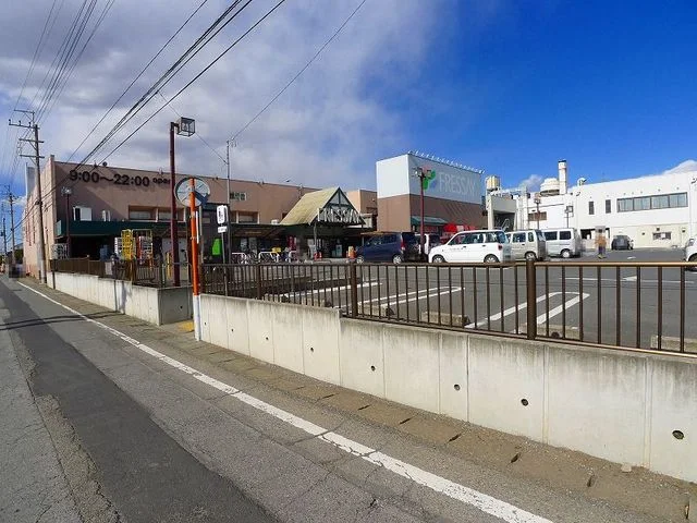 フレッセイ館林店まで900m