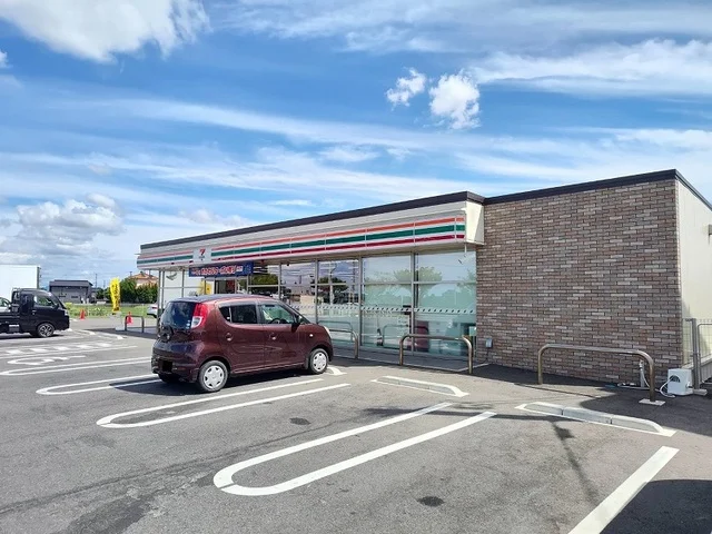 セブンイレブン 中津大塚店まで1000m