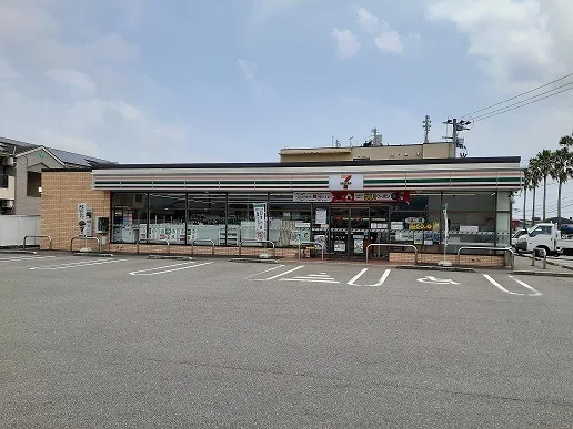 セブンイレブン桃の木店まで800m