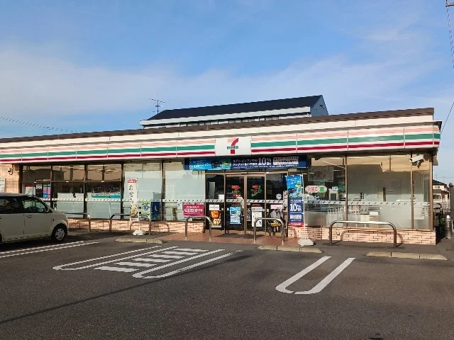 セブンイレブン今治郷六ヶ内町２まで280m