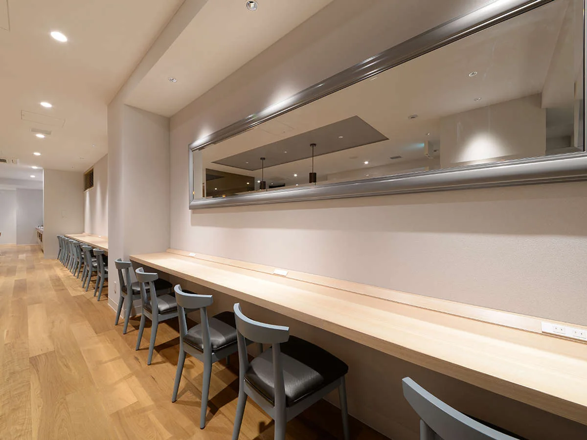 コンセントが付いているのお仕事もしやすいですね。