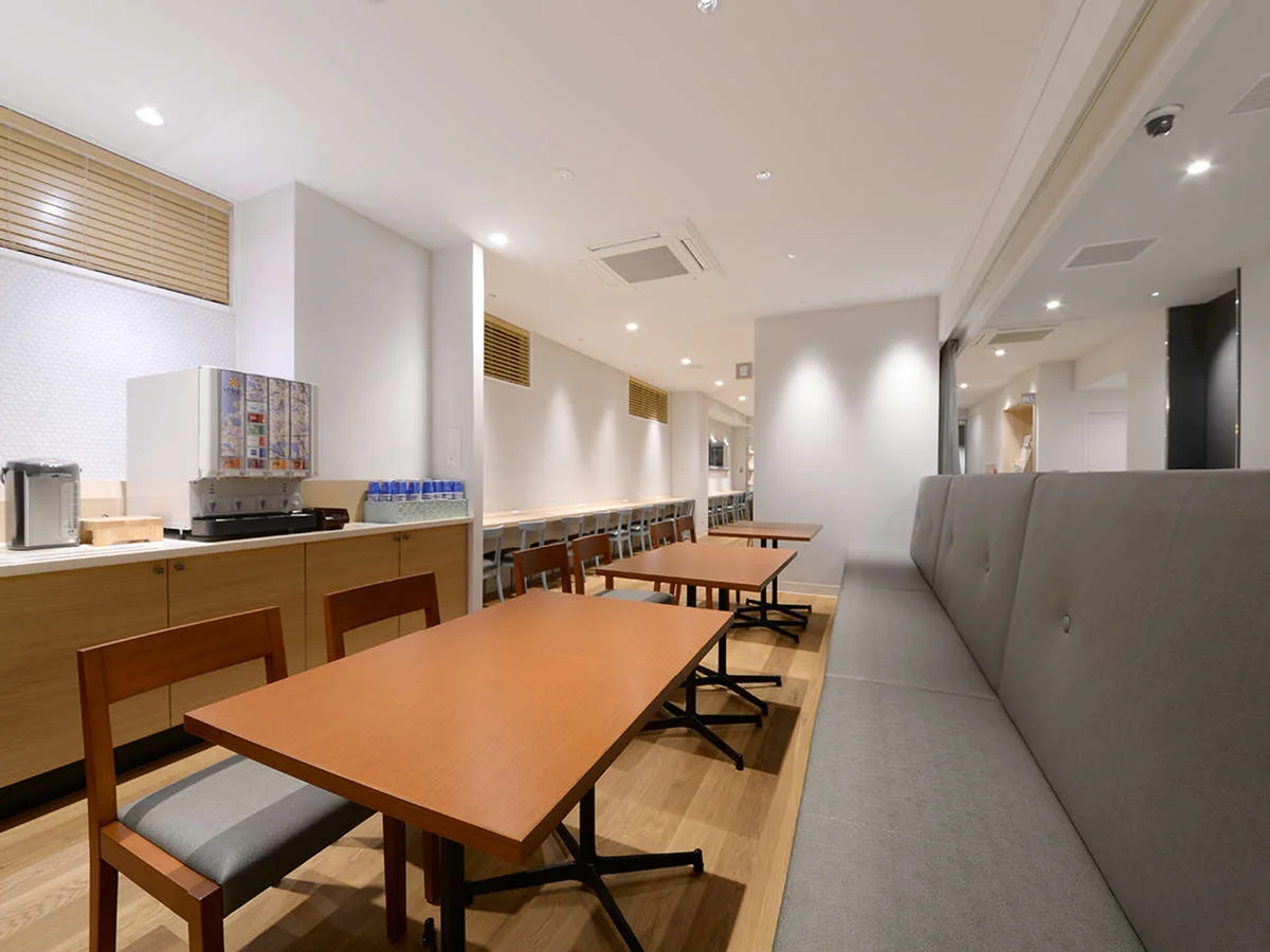 ドリンクスペースは、毎日23時まで何度でもご利用いただけます。お部屋への持ち込みもOK。