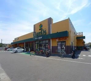 クラシーズまで1100m