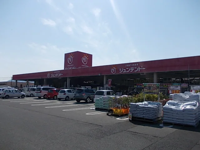 ジュンテンドーまで2100m