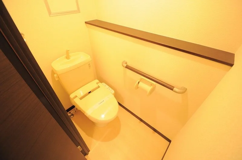 棚・手すり付き！