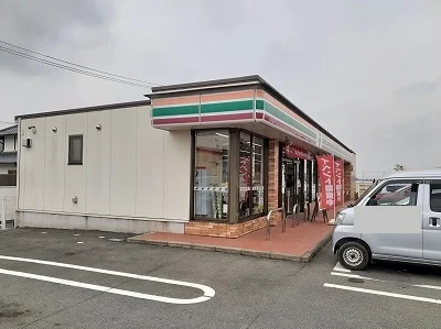 セブンイレブン　菊池西寺店まで600m