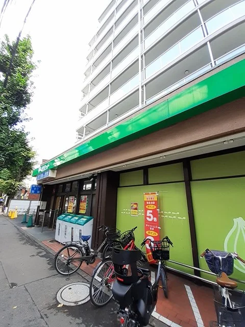 サミットストア深沢不動前店まで811m