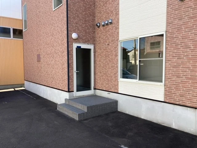 物件出入口